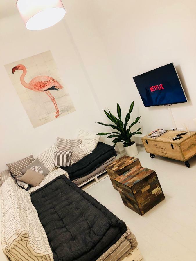 White Loft Alicante Bagian luar foto