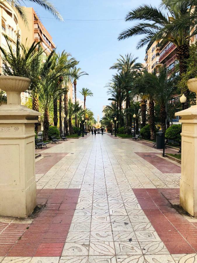 White Loft Alicante Bagian luar foto