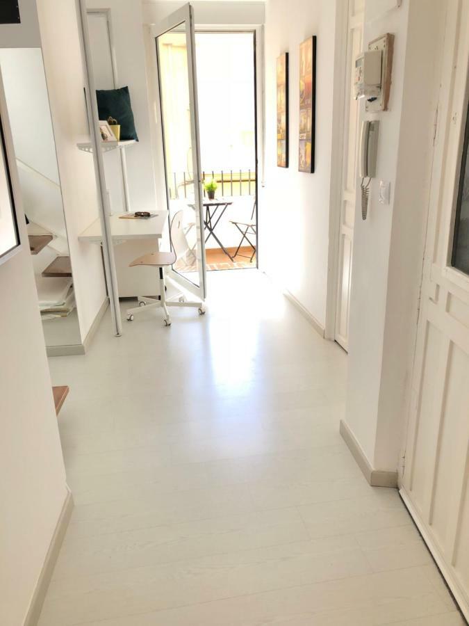 White Loft Alicante Bagian luar foto