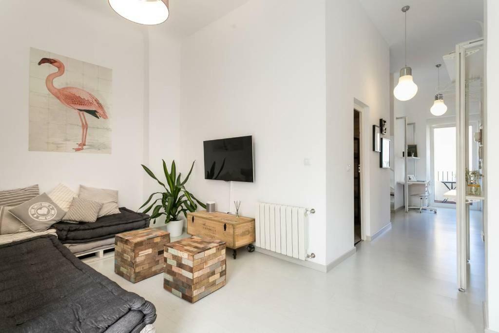 White Loft Alicante Bagian luar foto